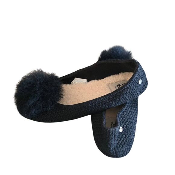 UGG womens Sz 8 black Andi sheepskin slippers shoes flat fur pom pom - Picture 4 of 7